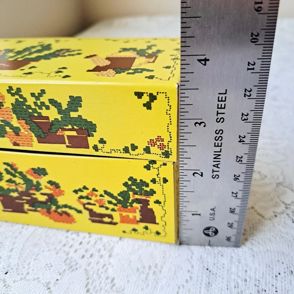 Vintage 70s Metal Recipe Index Card Box Syndicate Mfg Co Needlework Cactus Plant